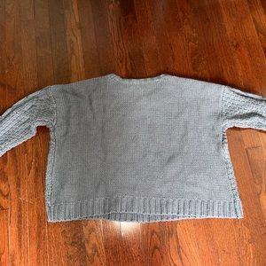 Size M purple cropped Mudd sweater.